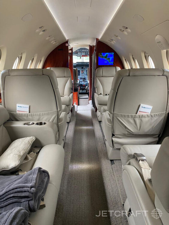 2005 Beechcraft Hawker 800XP S/N 258718